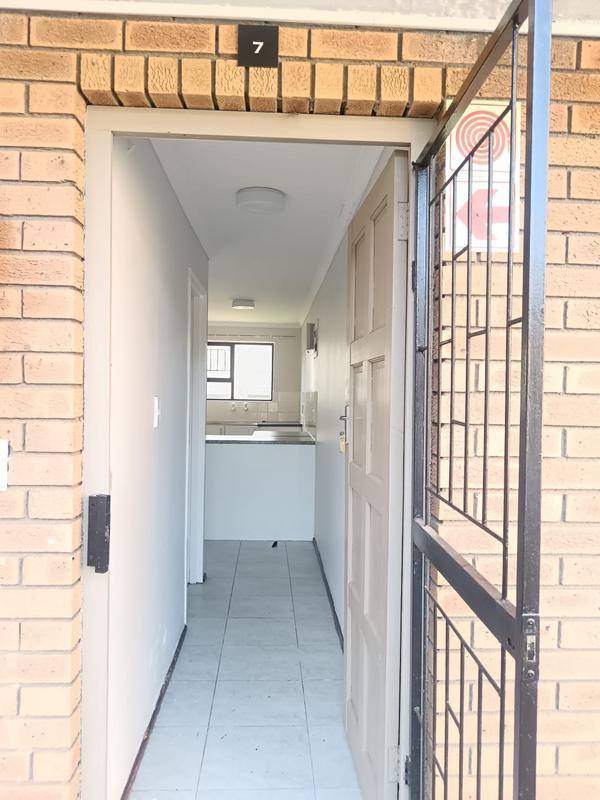 To Let 1 Bedroom Property for Rent in Kraaifontein East Western Cape